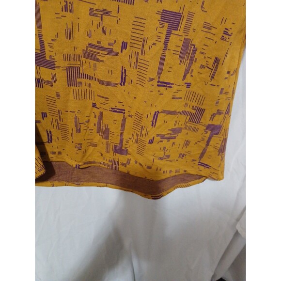 LuLaRoe Women’s Size S Yellow/Purple Abstract Classic T-Shirt NWT - Picture 3 of 8